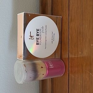 IT Cosmetics Bye Bye Foundation & Brush